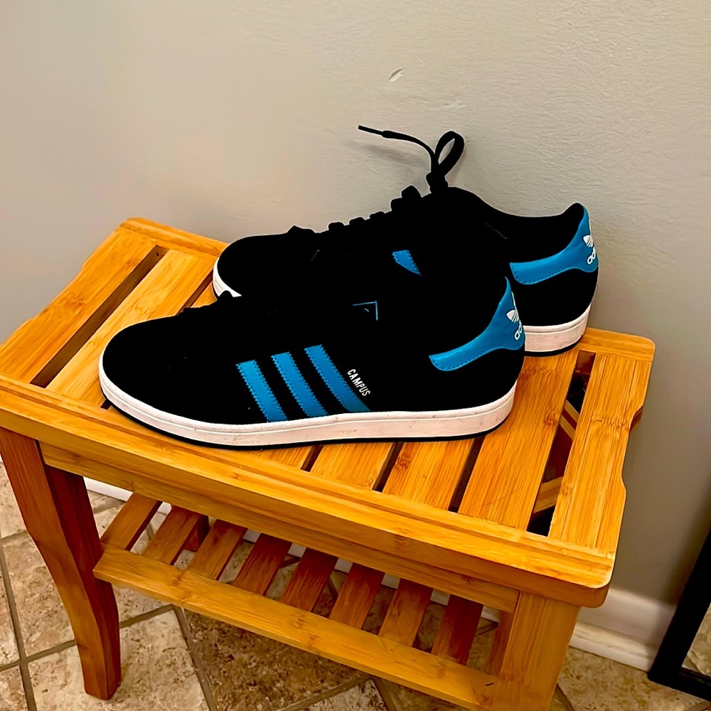 Adidas campus